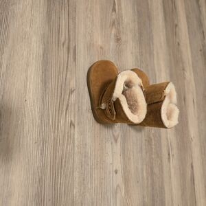 UGG Kids Chestnut Brown Sheepskin Lined Boots